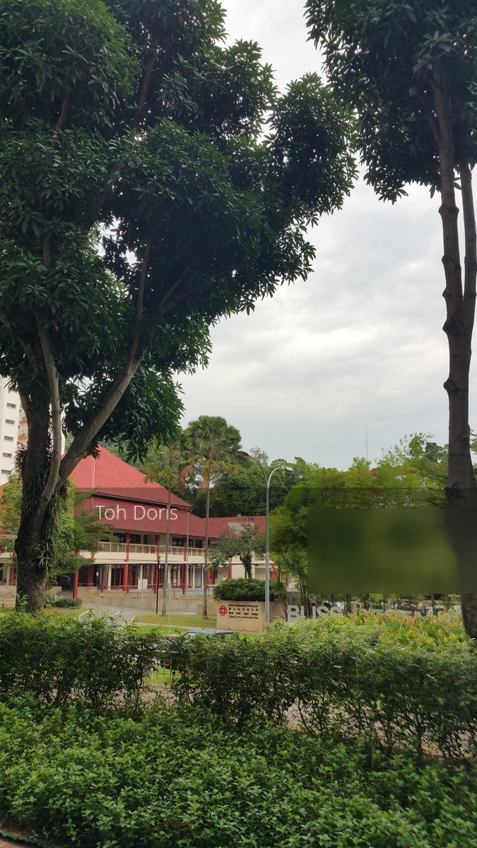 Ang Mo Kio Avenue 8 thumbnail photo